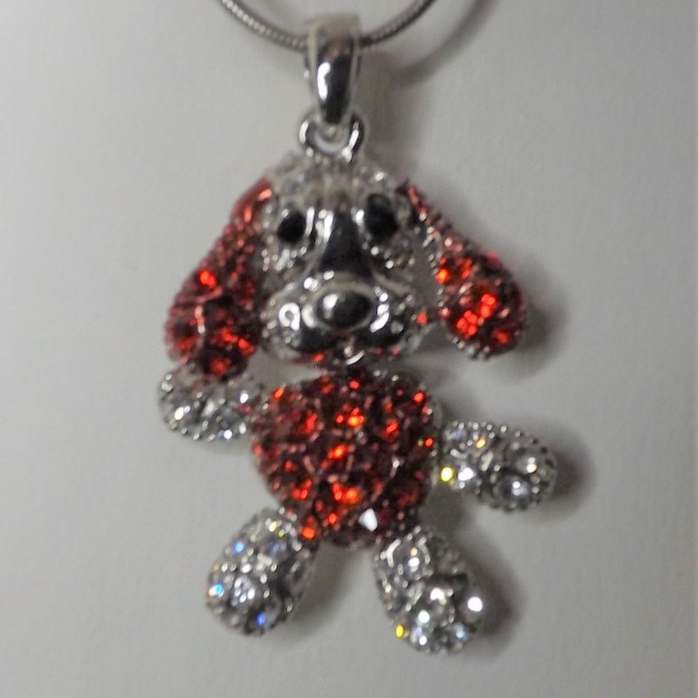 (NWOT) Dog Necklace w/Box